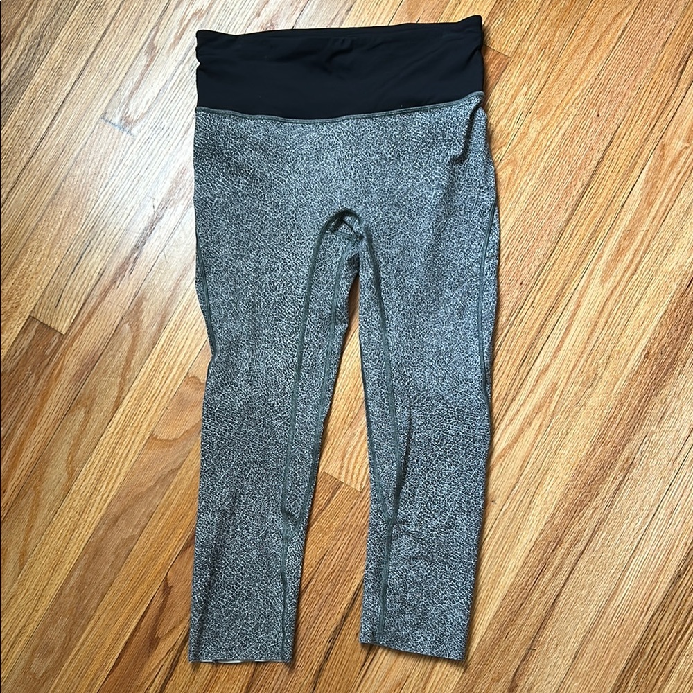 LuluLemon Gray and Black High-Waisted Leggings